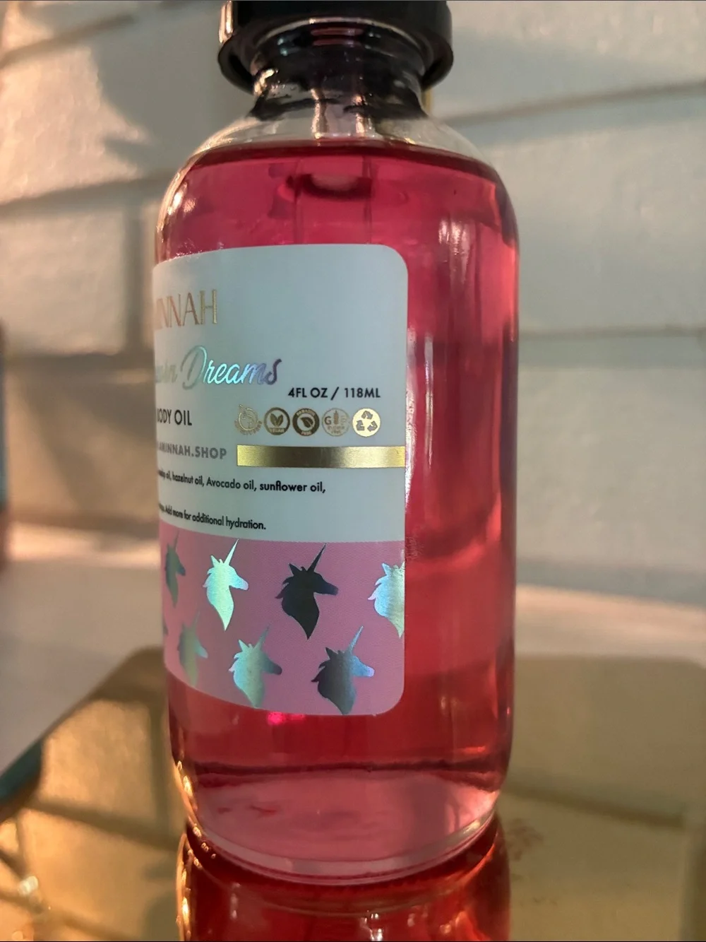 NWOT Aminnah Unicorn Dreams Pink Body Oil
